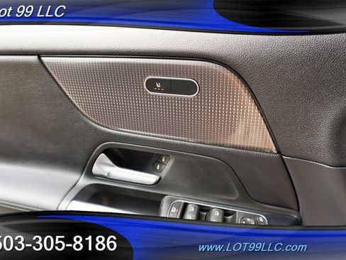 Used 2022 Mercedes-Benz GLA 250 4MATIC image 25