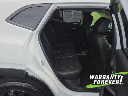 Used 2024 Chevrolet Trax ACTIV w/ Driver Confidence Package FWD image 16