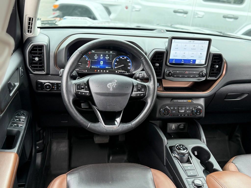 Certified 2023 Ford Bronco Sport Badlands w/ Premium Package AWD/4WD image 4