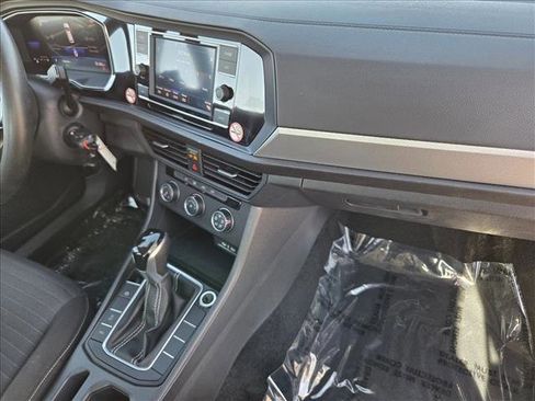 Used 2024 Volkswagen Jetta S image 20