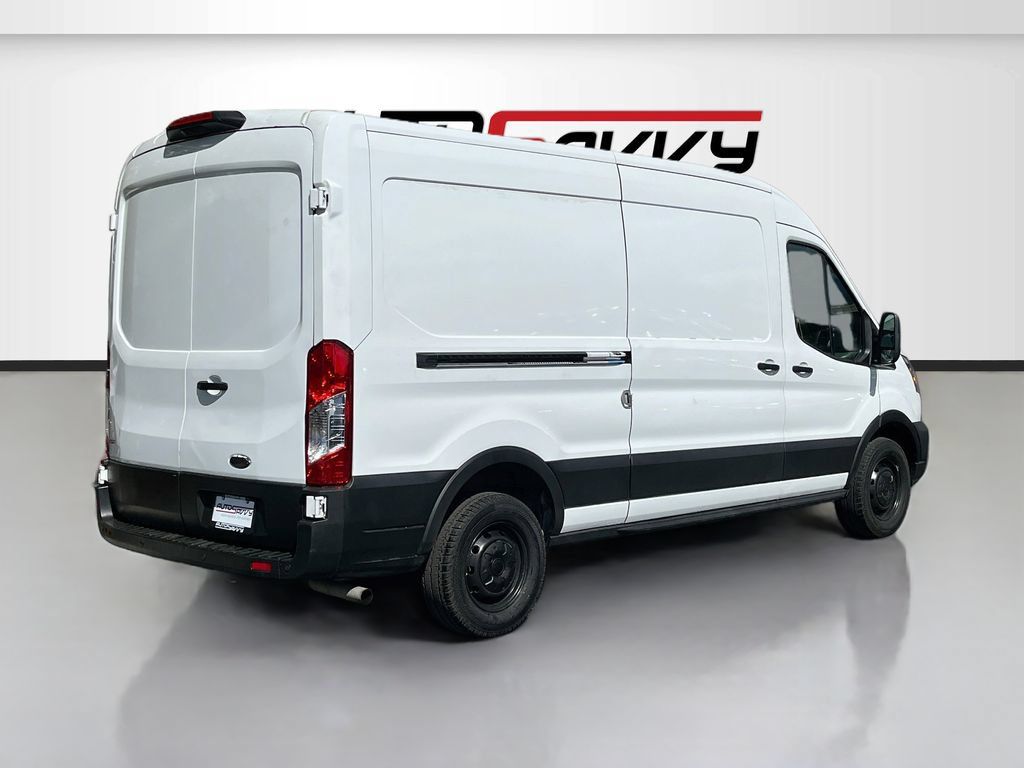 Used 2023 Ford Transit 250 Medium Roof RWD image 7