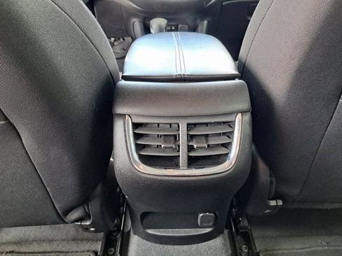 Used 2024 Chevrolet Malibu LT image 29