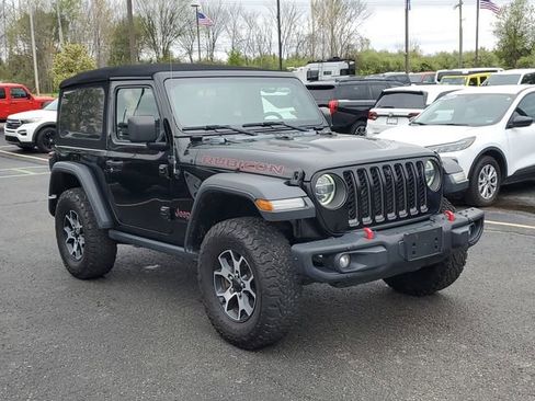 Used 2021 Jeep Wrangler Rubicon w/ Uconnect 4C Nav & Sound Group AWD/4WD image 2