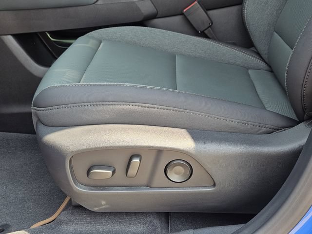 New 2026 GMC Terrain AT4 w/ Technology Package II AWD/4WD image 18