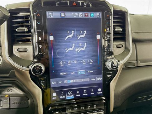 Used 2024 RAM 3500 Laramie image 33