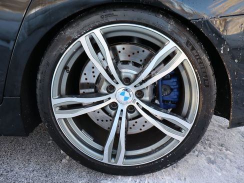 Used 2013 BMW M5 image 42