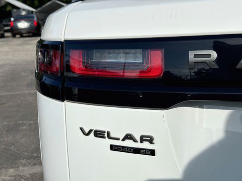 Used 2019 Land Rover Range Rover Velar R-Dynamic SE AWD/4WD image 10