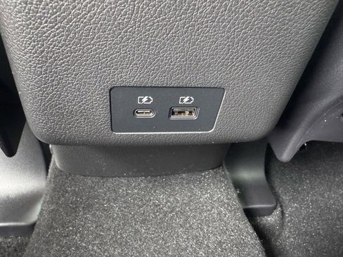 New 2025 Mitsubishi Outlander Sport SE image 18