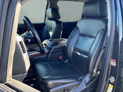 Used 2018 GMC Sierra 1500 SLT image 26