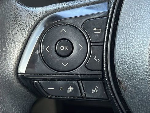Used 2021 Toyota Corolla LE FWD image 18