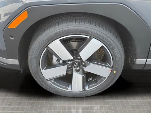 New 2026 Hyundai Santa Fe Limited AWD/4WD image 13