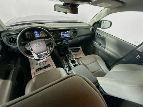 Certified 2023 Toyota Tacoma SR AWD/4WD image 22