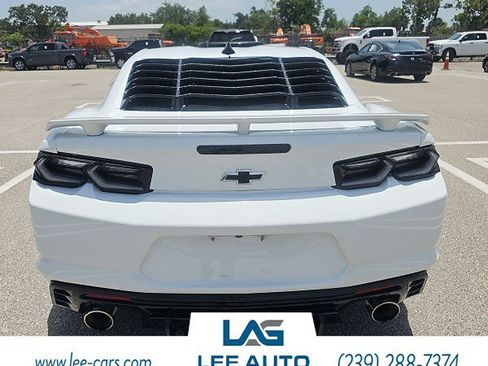 Used 2023 Chevrolet Camaro LT RWD image 4
