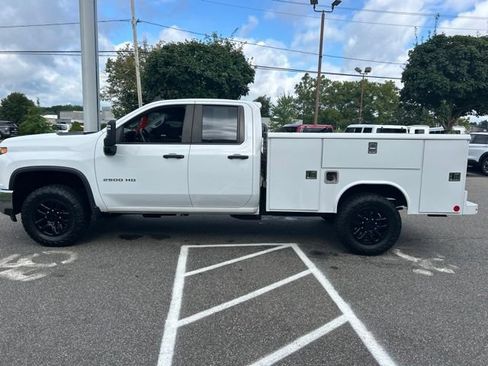 Used 2021 Chevrolet Silverado 2500 W/T w/ WT Convenience Package AWD/4WD image 4