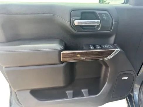 Used 2020 Chevrolet Silverado 1500 RST AWD/4WD image 11