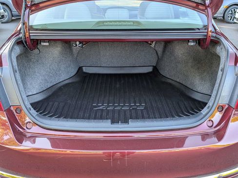 Used 2017 Honda Accord EX image 14