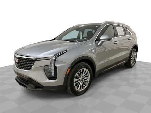 Certified 2025 Cadillac XT4 Premium Luxury image 1