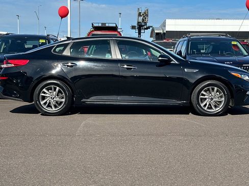 Used 2020 Kia Optima LX FWD image 3