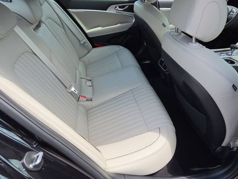 Used 2023 Genesis G70 2.0T w/ Sport Prestige Package RWD image 18