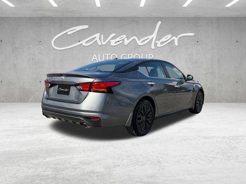 New 2025 Nissan Altima 2.5 SV w/ SV Special Edition Package image 16