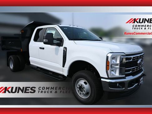 New 2025 Ford F350 XL w/ XL Chrome Package AWD/4WD image 1