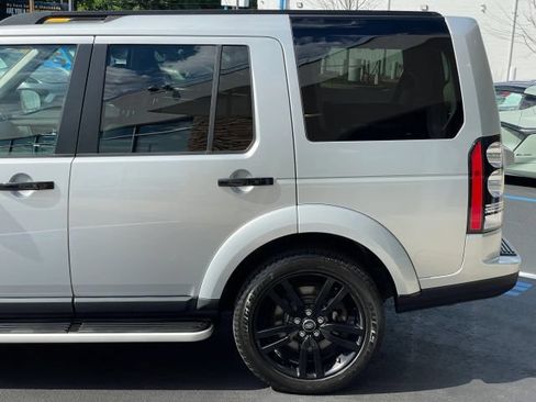 Used 2015 Land Rover LR4 HSE AWD/4WD image 17
