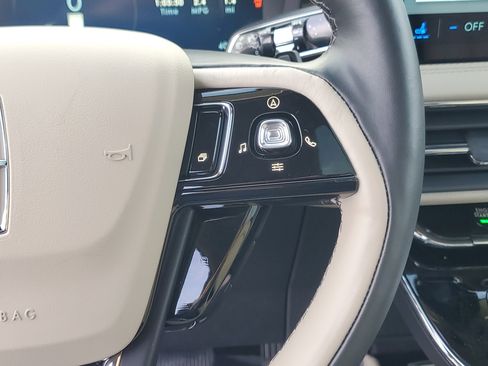 New 2026 Lincoln Corsair Reserve w/ Jet Appearance Package image 18