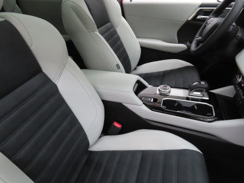 New 2026 Mitsubishi Outlander SE FWD image 26