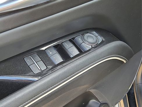 Used 2024 Cadillac Escalade V w/ Heavy-Duty Trailer Package image 22