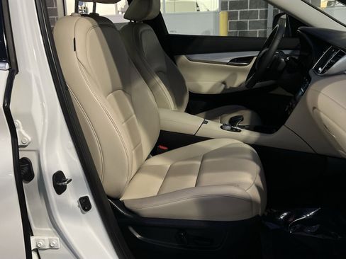 Used 2020 INFINITI QX50 Luxe w/ Navigation Package image 26