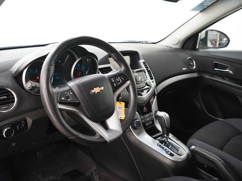 Used 2013 Chevrolet Cruze LT FWD image 23