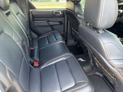 Used 2024 Ford Bronco Badlands AWD/4WD image 15
