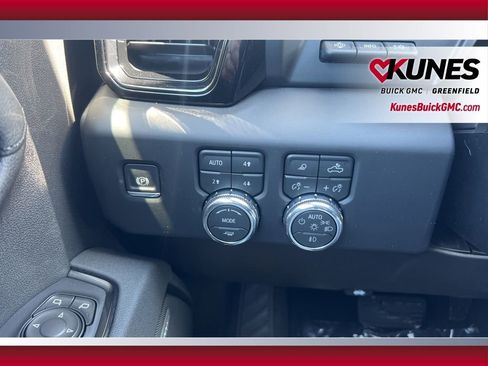 New 2026 GMC Sierra 1500 AT4 w/ AT4 Premium Package AWD/4WD image 21