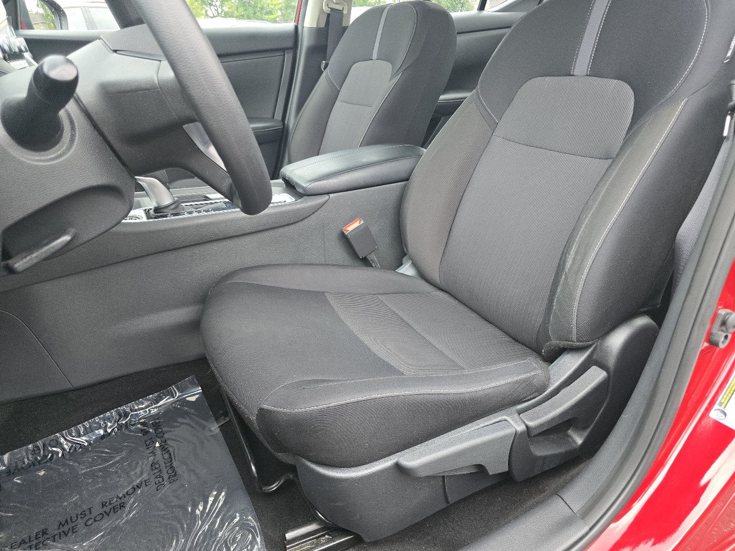 Used 2025 Nissan Sentra SV FWD image 28