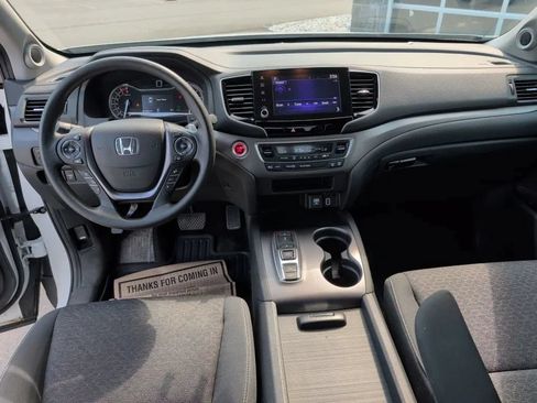 Used 2021 Honda Ridgeline Sport image 6