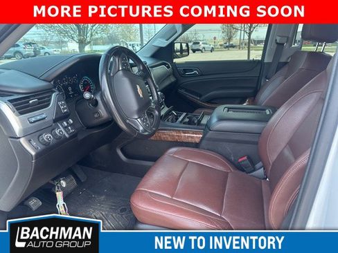 Used 2019 Chevrolet Tahoe Premier w/ Premier Plus Edition image 5