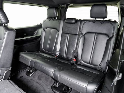 Used 2022 Jeep Wagoneer Series II image 26