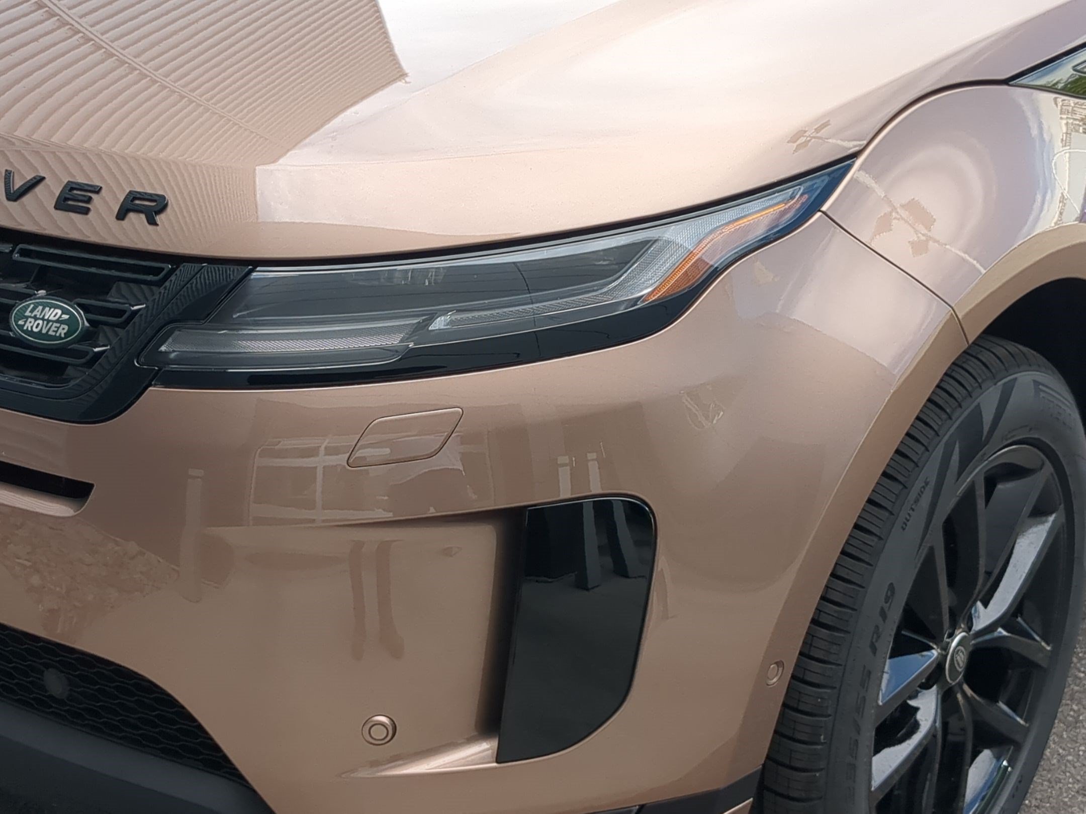New 2026 Land Rover Range Rover Evoque S AWD/4WD image 9
