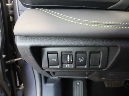 Used 2025 Subaru Outback Onyx Edition AWD/4WD image 11