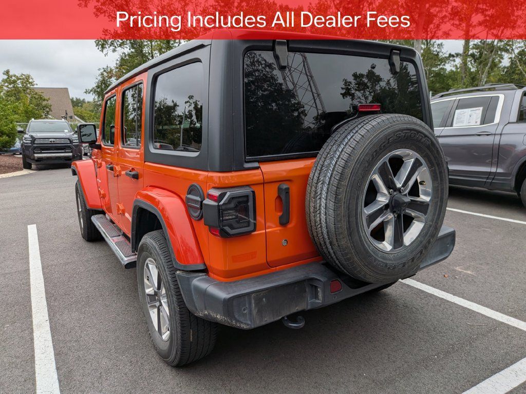 Used 2019 Jeep Wrangler Unlimited Sahara AWD/4WD image 4