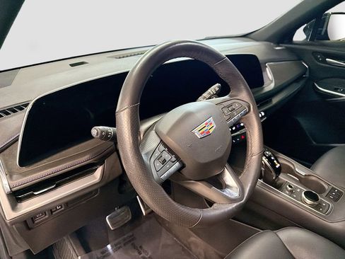 Certified 2024 Cadillac XT4 Sport AWD/4WD image 9