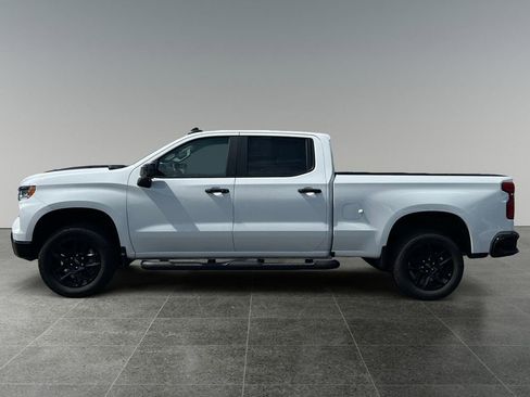 Used 2025 Chevrolet Silverado 1500 LT Trail Boss w/ Convenience Package II AWD/4WD image 6