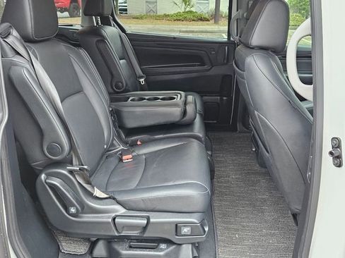 Used 2024 Honda Odyssey Touring image 14
