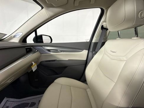 New 2025 Cadillac XT5 Premium Luxury w/ Technology Package image 23
