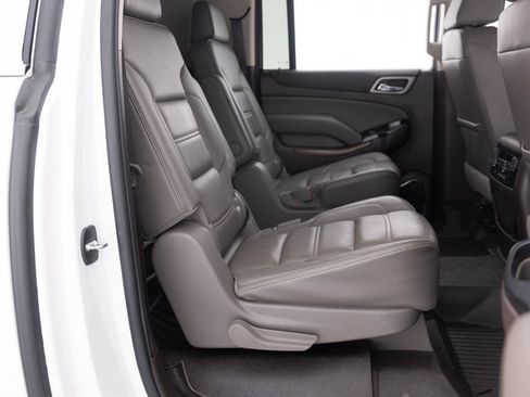 Used 2020 GMC Yukon XL Denali w/ Open Road Package AWD/4WD image 36