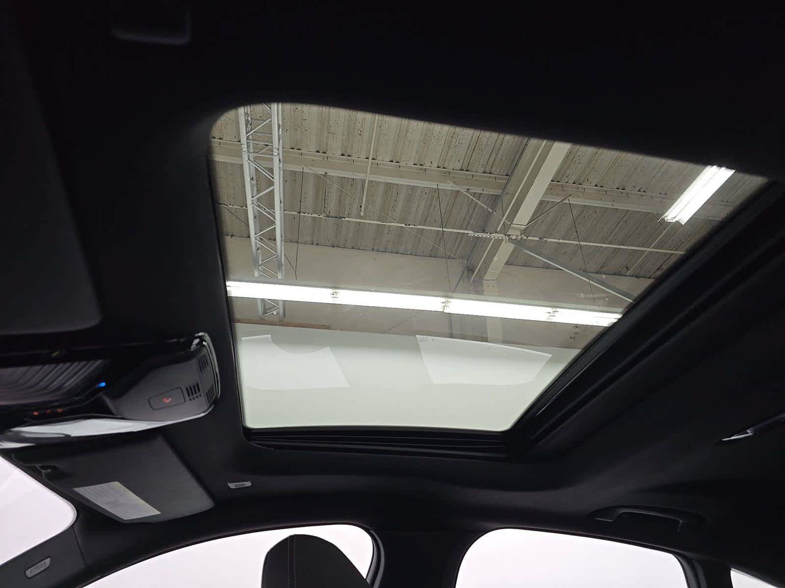 Used 2023 BMW i4 eDrive40 RWD image 11