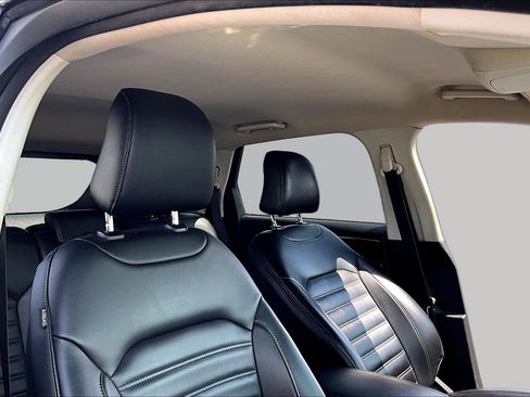 Used 2024 Ford Edge SEL w/ Convenience Package AWD/4WD image 30