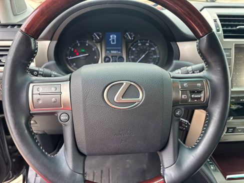 Used 2017 Lexus GX 460 Premium image 14