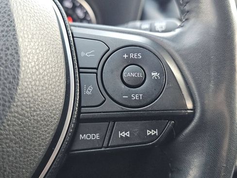 Used 2019 Toyota RAV4 XLE Premium w/ Cold Weather Package AWD/4WD image 13