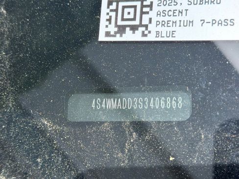 Used 2025 Subaru Ascent Premium AWD/4WD image 3